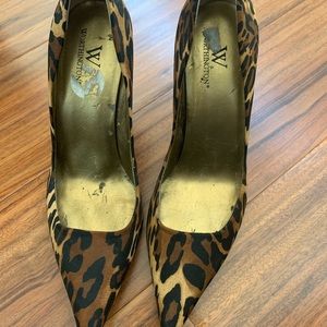 Leopard heel